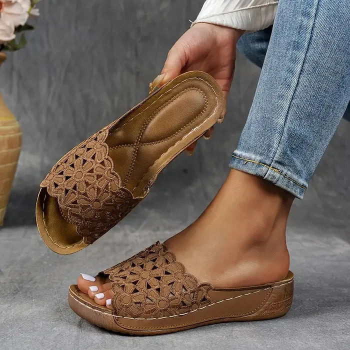 Delilah – Ergonomic Sandals